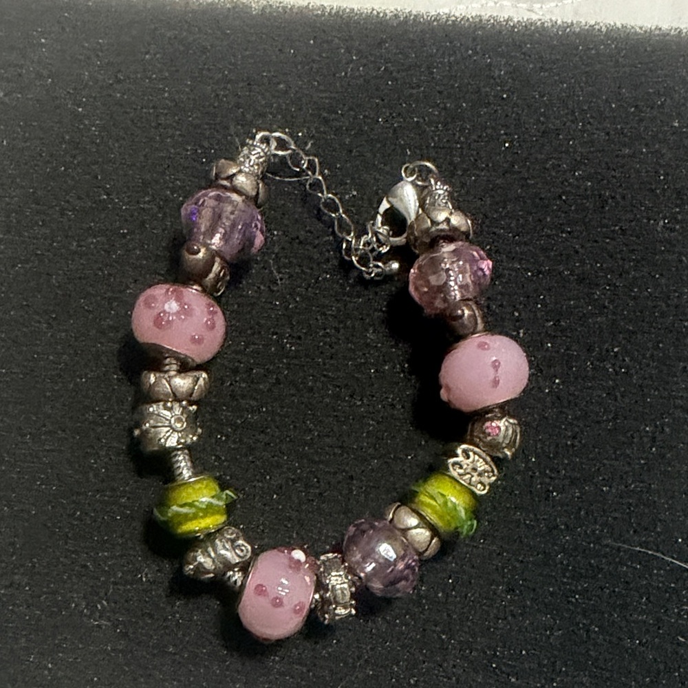 Elegant Pink and Green Beaded Bracelet